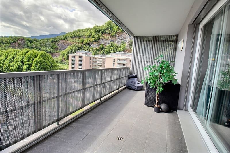 2003M.COLLOMBEY.Superbo appartamento moderno di 4 locali con terrazza (10)