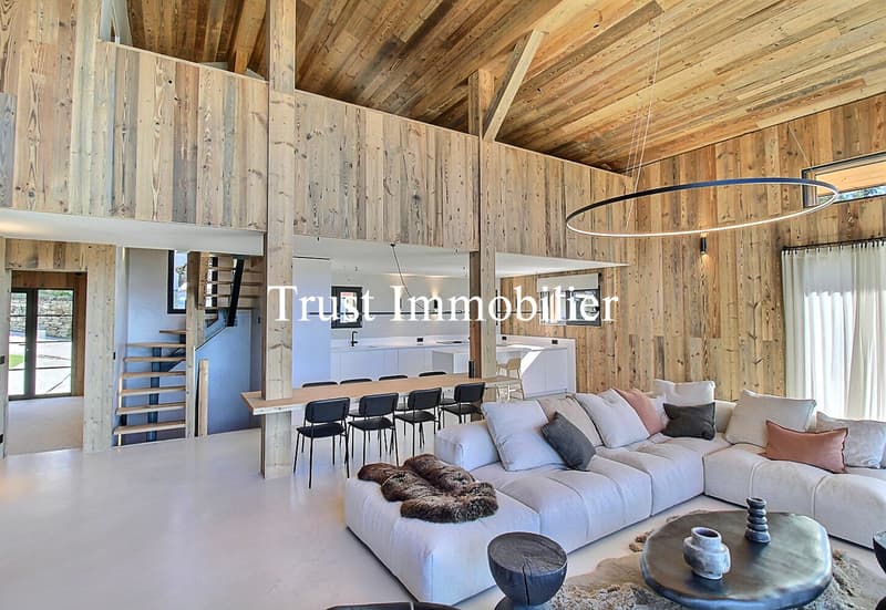 6041. Chalet Rare, 15 min à pied du Regent (7)