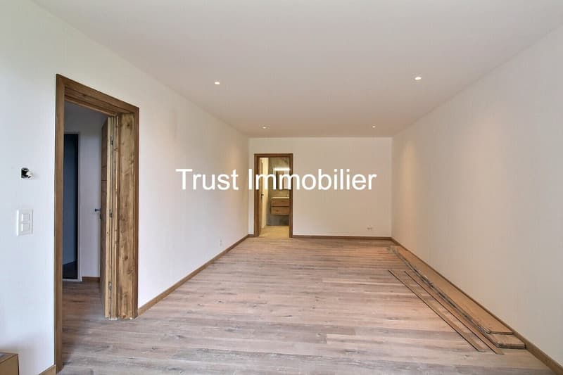2014M-Gryon-Chalet 5.5 Zimmer renoviert (6)