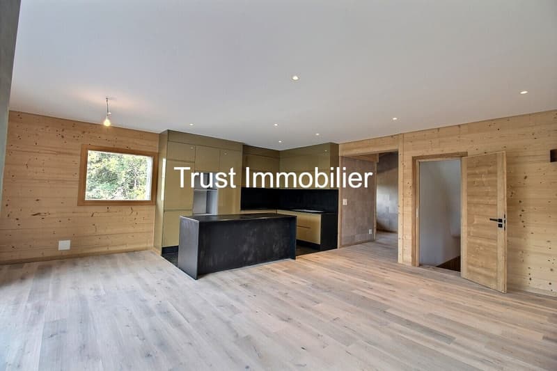 2014M-Gryon-Chalet 5.5 Zimmer renoviert (3)