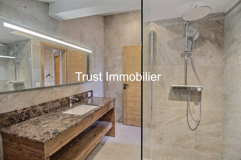 2014M-Gryon-Chalet 5.5 Zimmer renoviert (12)