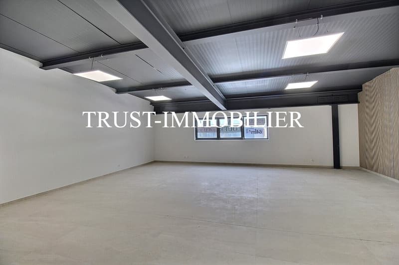9003M-Saxon-Modern commercial space of 64 m² (2)