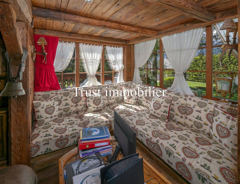 6044. Magnifique chalet de luxe à vendre à Crans-Montana (7)