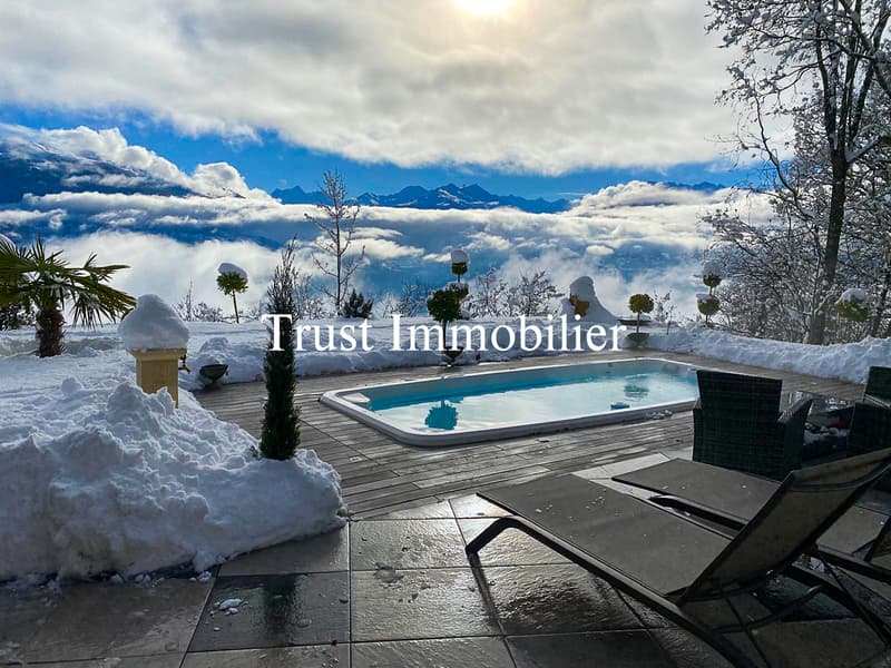 Vue panoramique et tranquillité garanties pour ce Chalet (1)