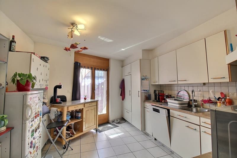 6012M-Maison villageoise de 3 appartements au coeur de Riddes (12)