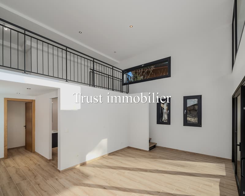 6018. Chalet neuf. Magnifique vue (13)