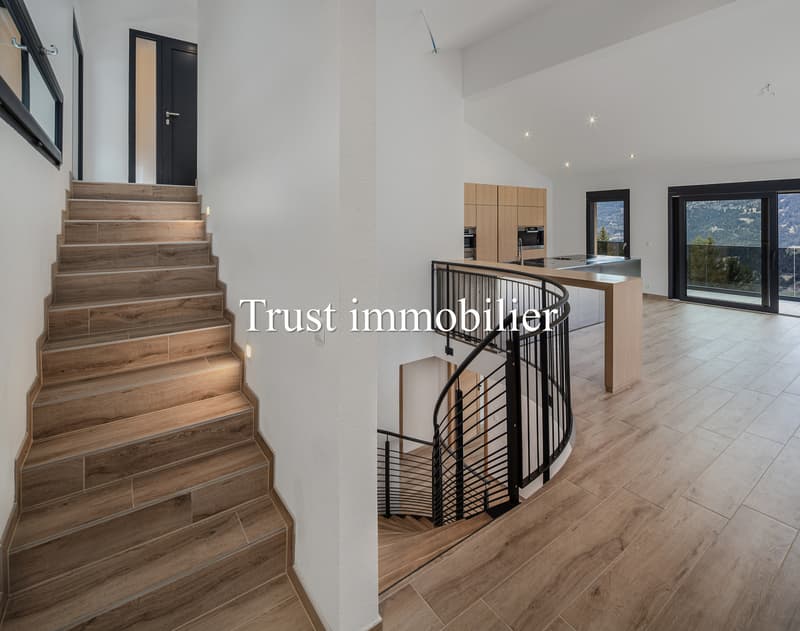 6018. Chalet neuf. Magnifique vue (12)