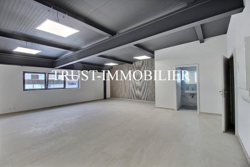 9001-MV-Saxon-Surface commerciale moderne de 64 m² (1)