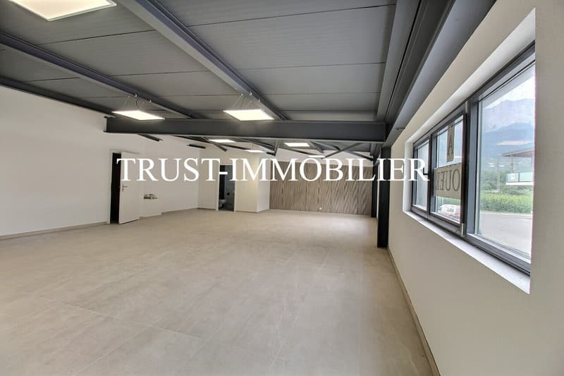 9002-MV-Saxon-Surface commerciale moderne de 102,6 m² (3)