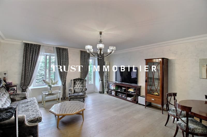 4002.EG Appartement moderne au centre de Montreux, vue lac (3)