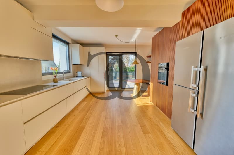 SUPERBE PROPRIÉTÉ DE 12 PIÈCES (2)