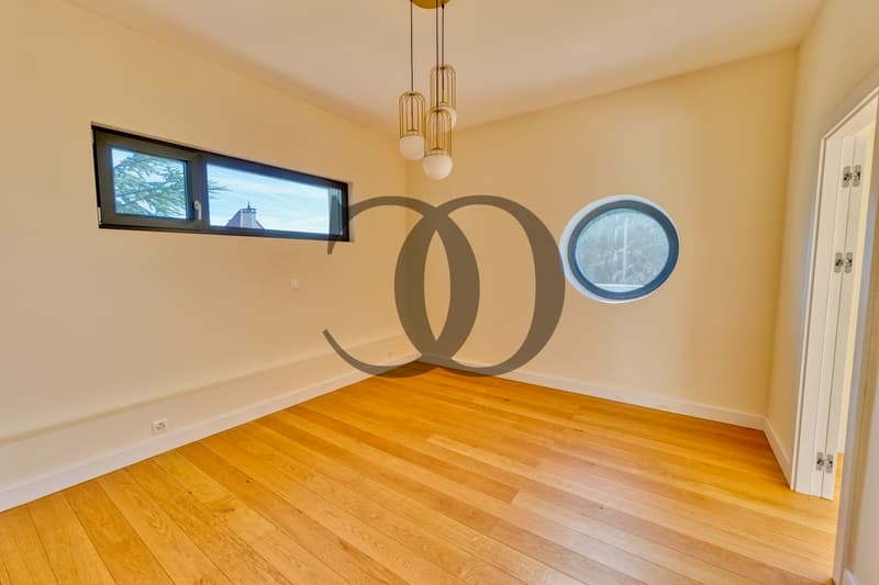 SUPERBE PROPRIÉTÉ DE 12 PIÈCES (13)