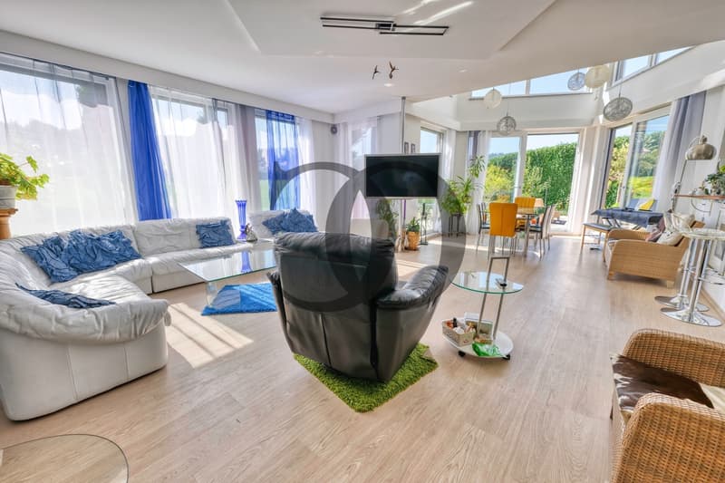 Superbe propriété familiale avec piscine (3)