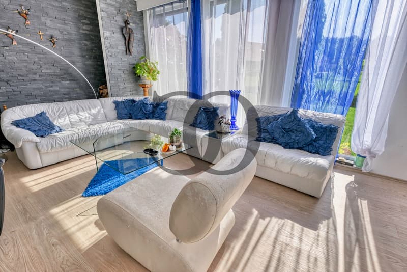 Superbe propriété familiale avec piscine (5)