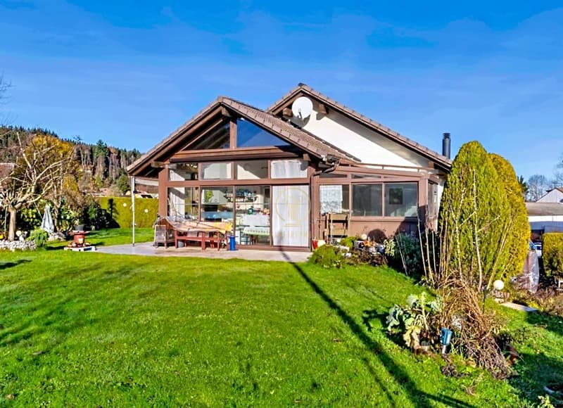 Beautiful individual house in Vucherens, 5 minutes from Mézières, bright and spacious over 2 levels, with 5 bedrooms (2)