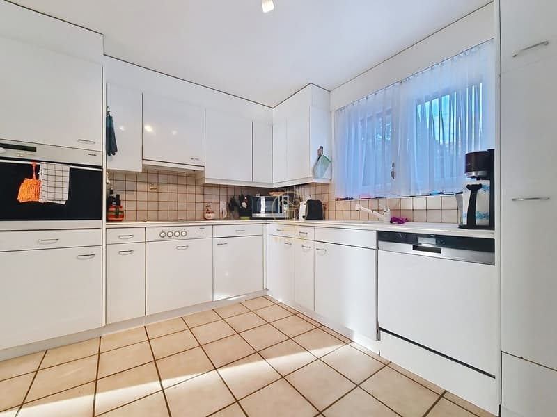 Exclusivity! ARZIER-LE-MUIDS - magnificent semi-detached villa with 6.5 rooms - Negotiable price. (7)