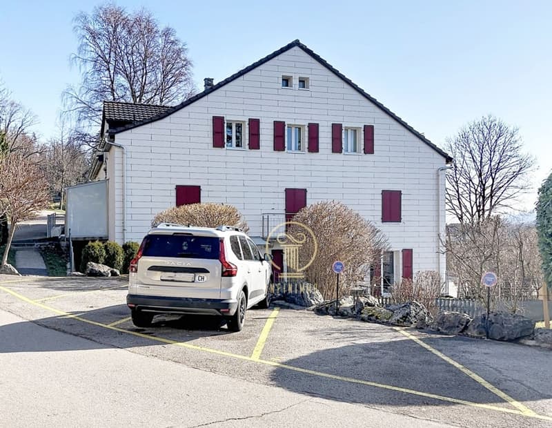 A BALLAIGUES - beautiful rental building with 5 apartments, 2 storage rooms and 9 parking spaces (4)