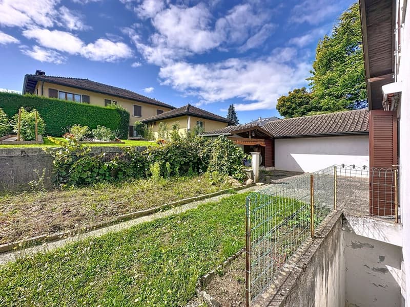 The Mont-sur-Lausanne - Semi-Detached House for Sale with Garden and Garage-Box (5)