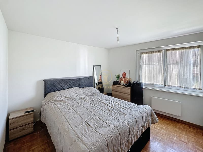 CONTHEY (VS) - 5.5-room apartment with character in a small PPE! (9)