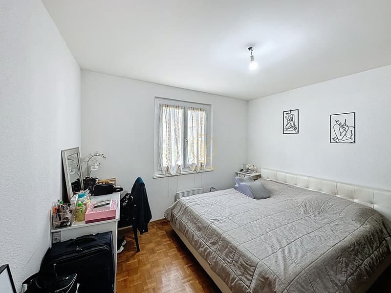 CONTHEY (VS) - 5.5-room apartment with character in a small PPE! (8)
