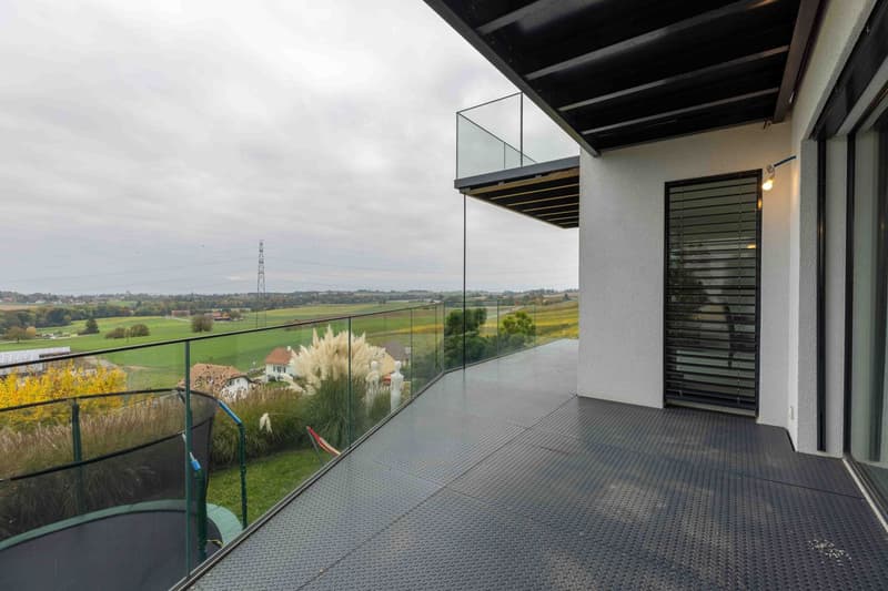 CLARMONT - Magnificent Architect-Designed Villa (13)