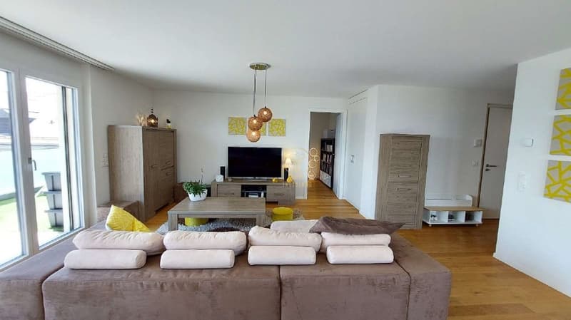 YENS - Prächtige Wohnung mit Seeblick (5)