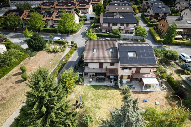RENENS - Villa mitoyenne de 5.5 p. avec grand jardin. Pas inscrite dans une PPE. (1)