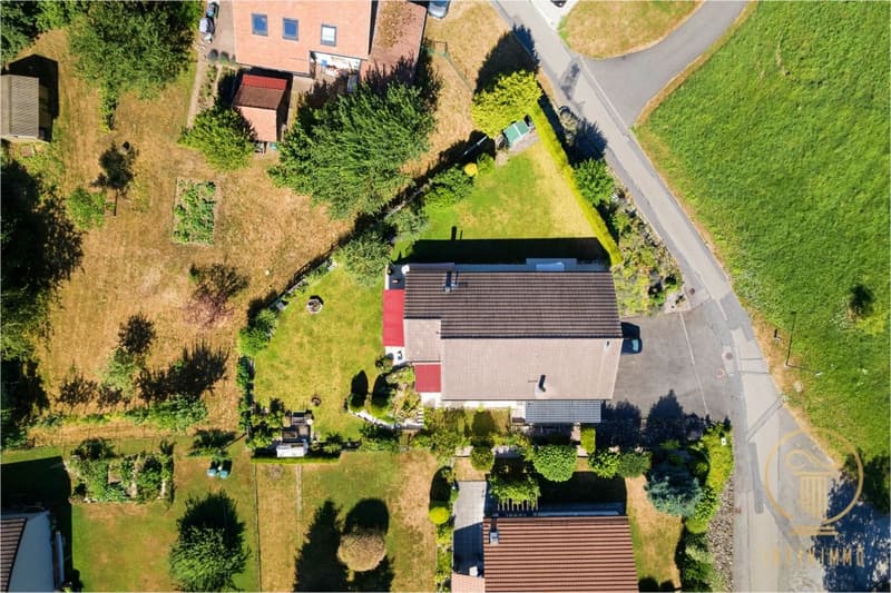A VUCHERENS - magnifique villa de 6.5 pièces avec jardin (4)