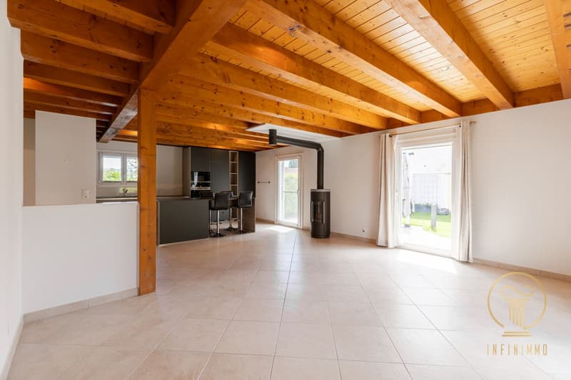 EXCLUSIVITE! ST-OYENS - jolie villa jumelle de 5.5 pièces dans un quartier calme et très agréable. (4)