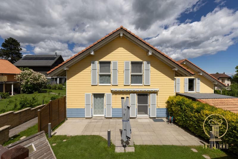EXCLUSIVITE! ST-OYENS - jolie villa jumelle de 5.5 pièces dans un quartier calme et très agréable. (2)