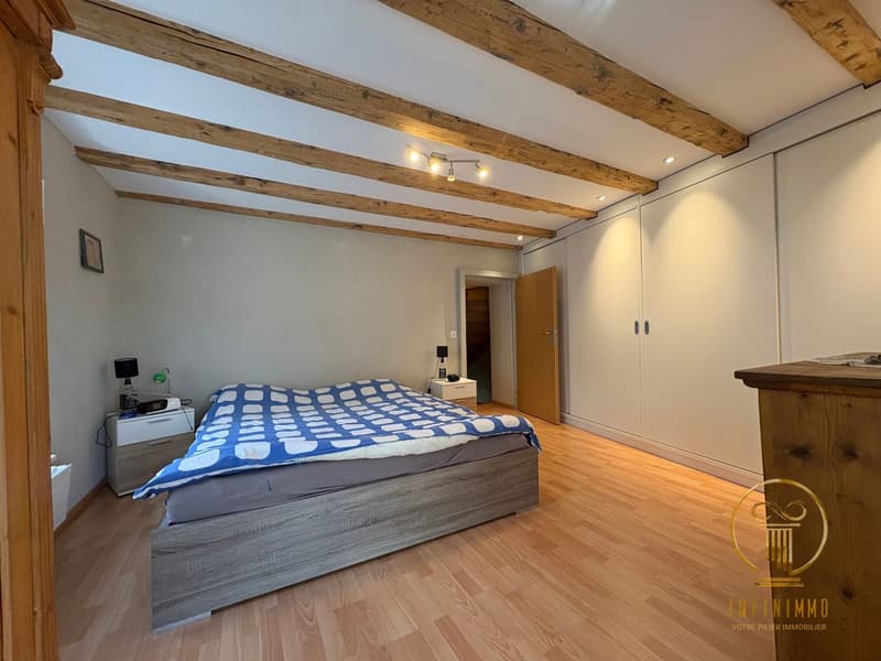 Saint-George - Maison contemporaine rénovée avec goût, vue lac et cachet unique! (12)