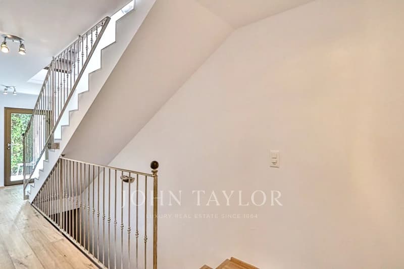 Contemporary Semi-Detached Villa, like new (7)