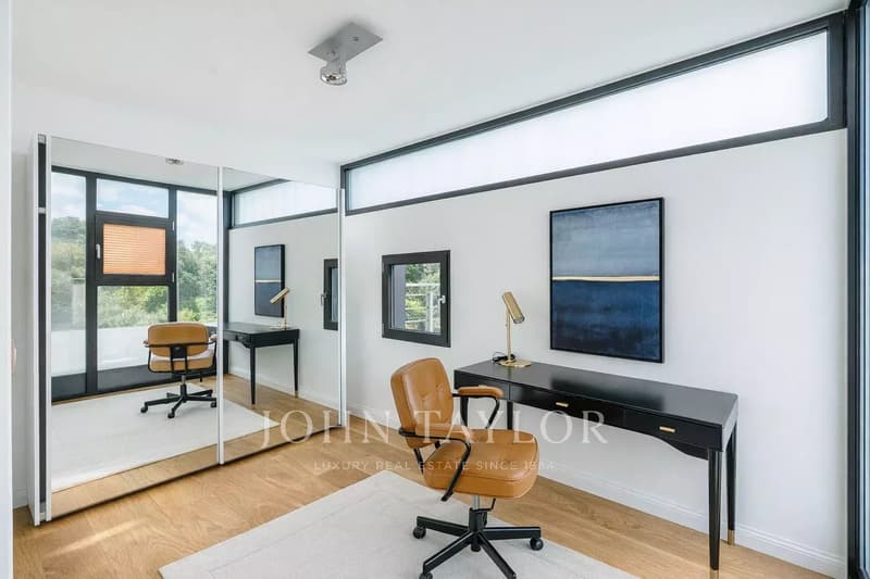 Magnificent fully renovated individual villa (10)