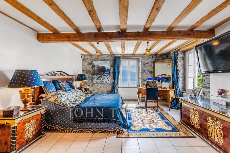 Rare opportunity: exceptional property at unbeatable price (9)