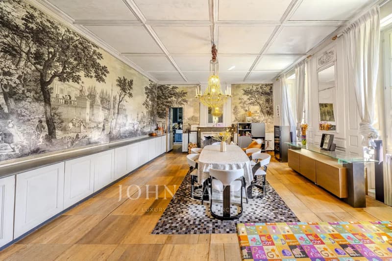 Magnificent estate with 18th-century manor house (5)