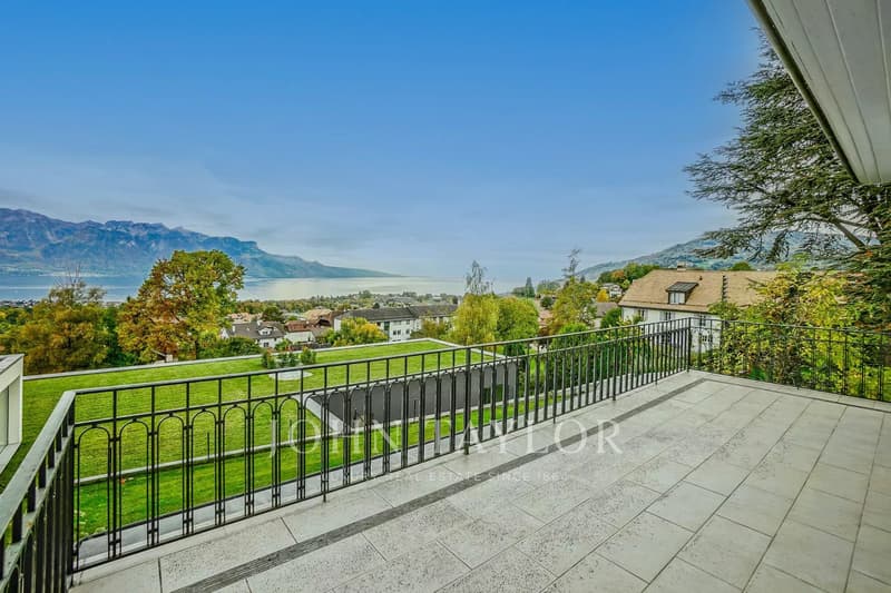 Master House with spectacular view of the lake (6)