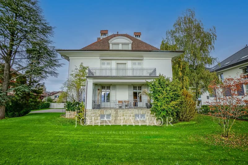 Master House with spectacular view of the lake (8)