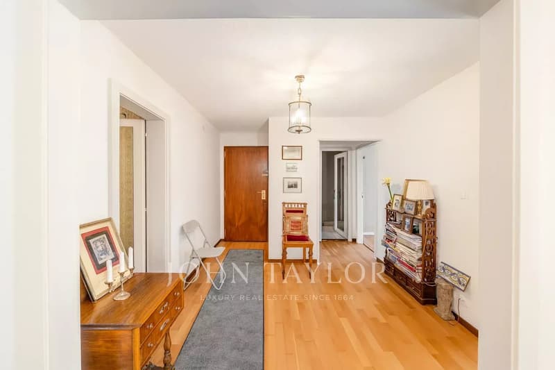 Apartment with 2.5 rooms in the heart of Montreux (12)
