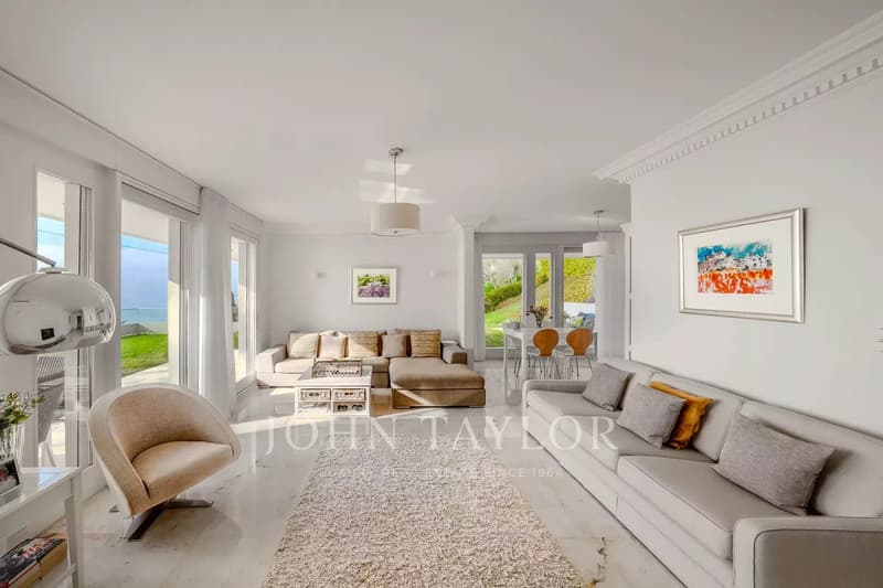 EXCLUSIVITY!! Spacious villa with spectacular panoramic view (5)
