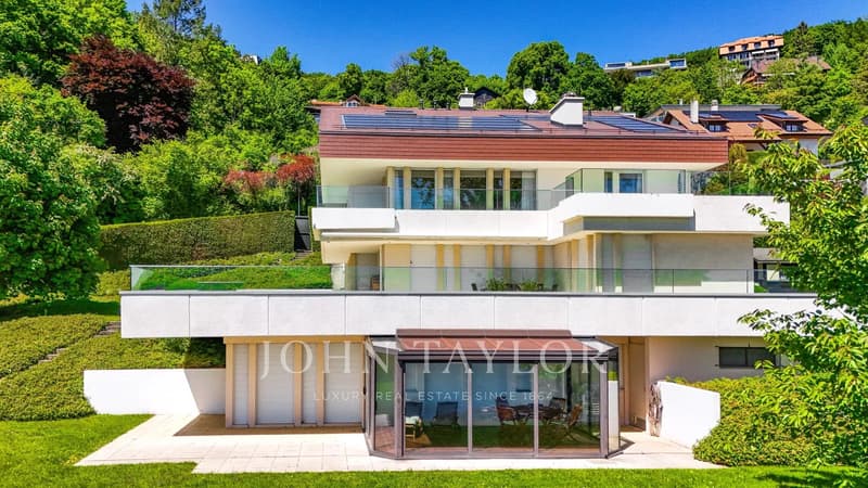 EXCLUSIVITY!! Spacious villa with spectacular panoramic view (2)