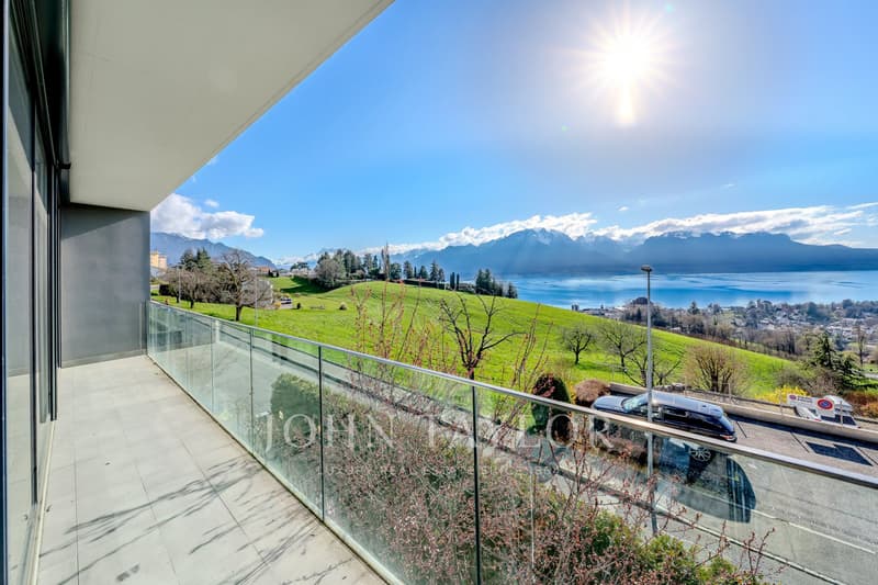 Contemporary villa with panoramic views in Brent (5)