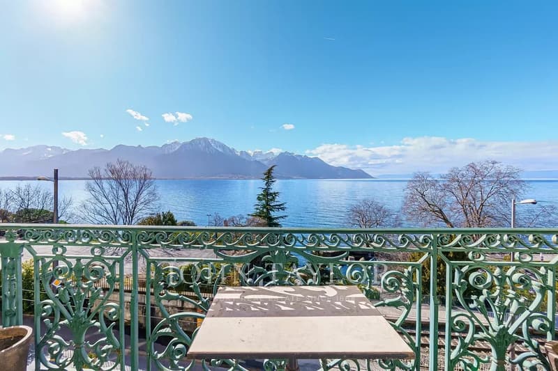 Elegante appartamento di carattere con vista impareggiabile sul Lago di Ginevra (12)