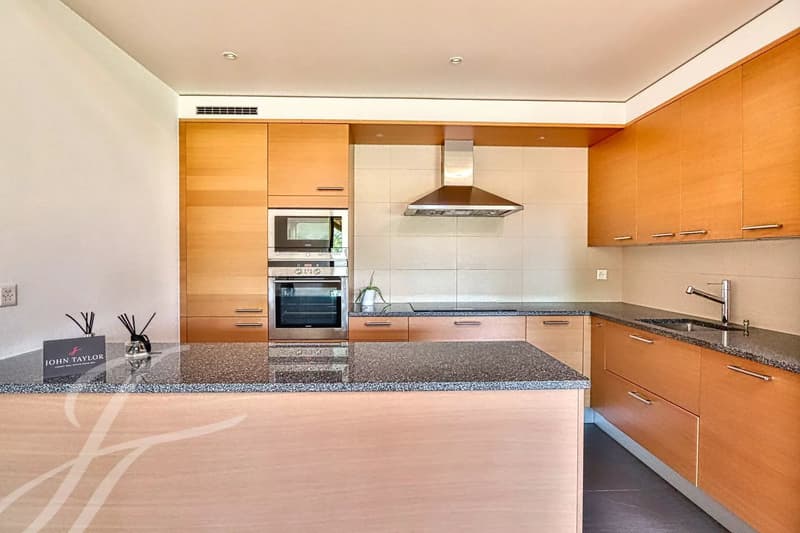 Exklusiv!! 4.5-Zimmer-Wohnung mit beeindruckenden Räumlichkeiten (5)