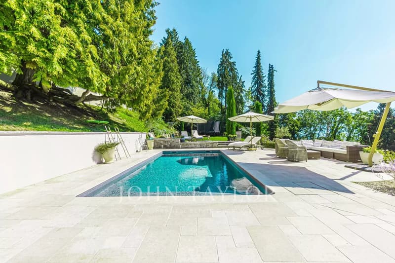 SPETTACOLARE! Proprietà con piscina e vista panoramica (13)
