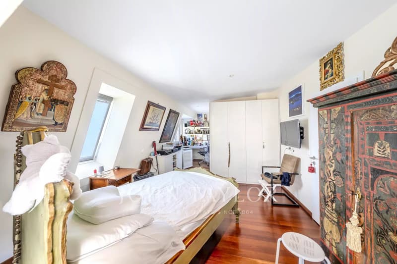 Duplex-Wohnung von Ausnahme in der Attika (5)