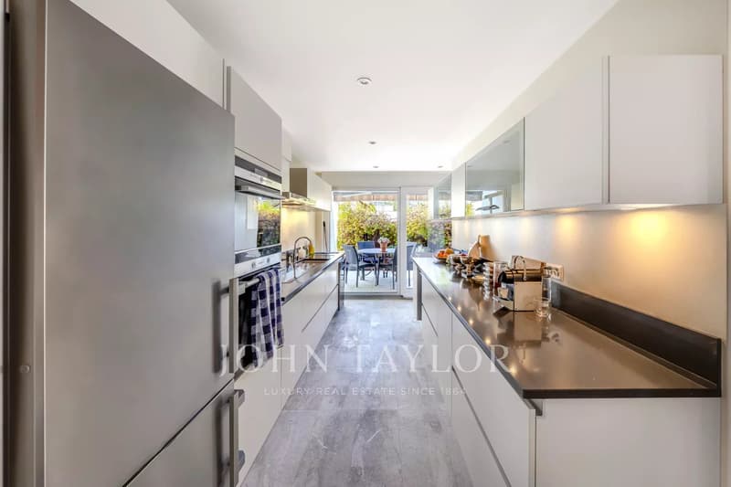 Exceptional duplex apartment in attic (3)
