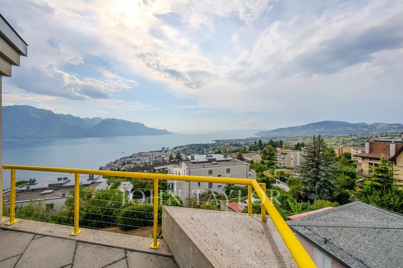 Appartement au dernier étage avec vue panoramique sur le lac à Chernex (3)
