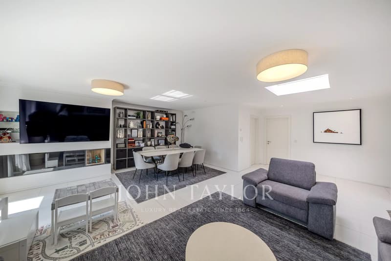 Rare à la vente ? Superbe attique de 4.5 pièces au coeur de Montreux (2)