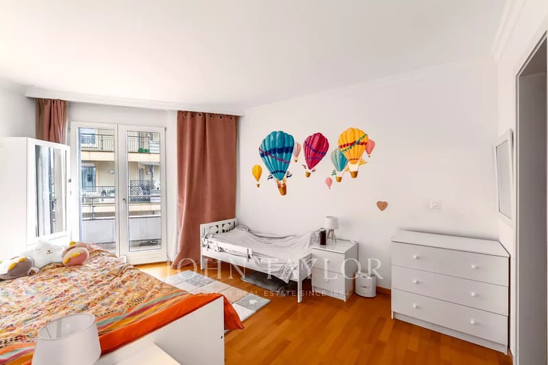 Superbe appartement en première ligne des rives du lac (8)