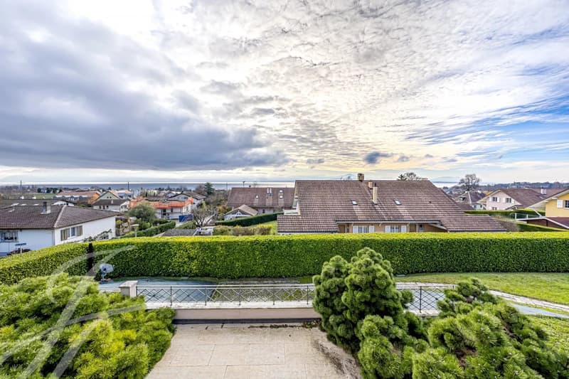 Magnifique propriété de standing avec piscine intérieure ! (10)